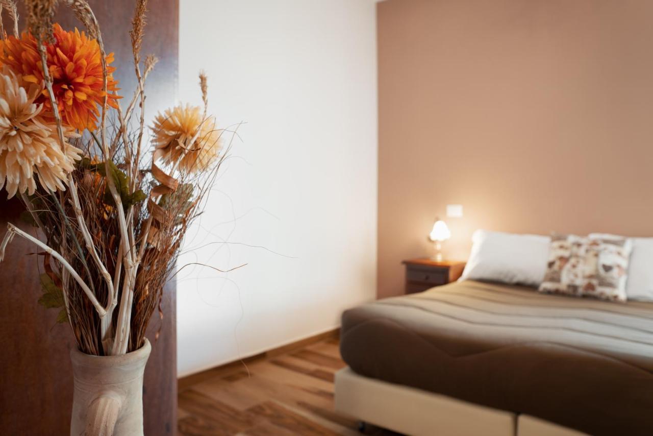 Myricae Rooms Affittacamere No Late Arrival فيوميتشينو المظهر الخارجي الصورة