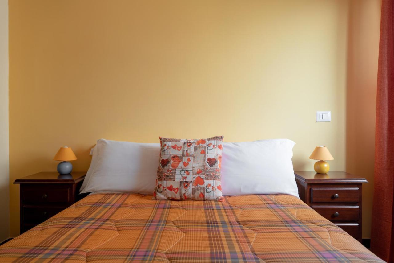 Myricae Rooms Affittacamere No Late Arrival فيوميتشينو المظهر الخارجي الصورة